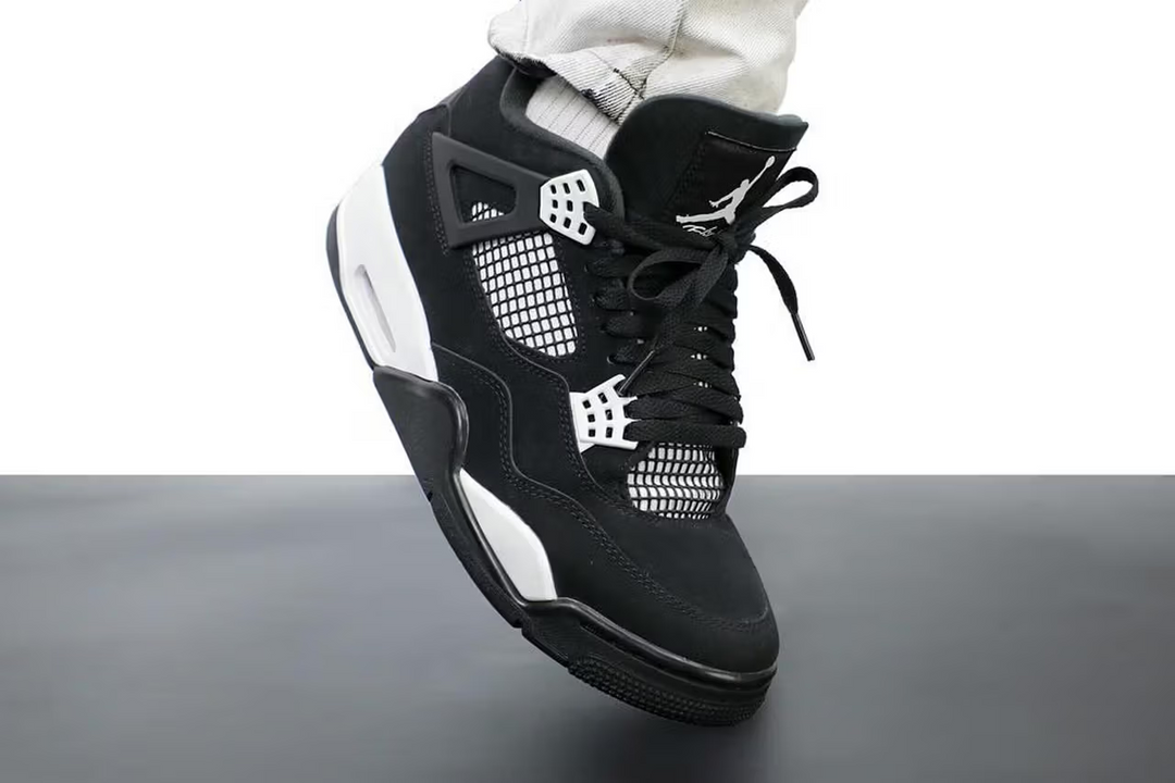 Get a sneak peek of the Air Jordan 4 "White Thunder" with an on-foot preview.