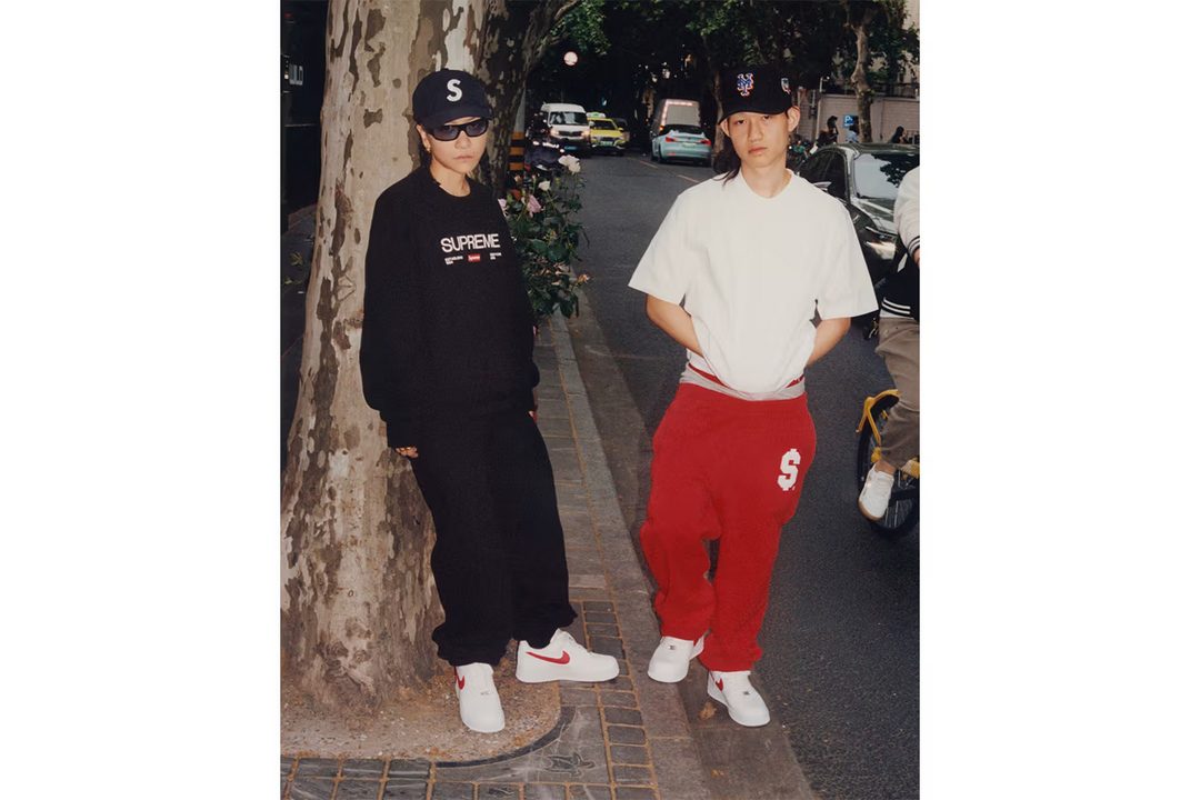 UPDATE: Supreme Unveils Official Images of Nike Air Force 1 Low Exclusive to China.