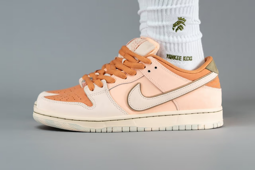 A glimpse of the Nike SB Dunk Low "Trocadéro Gardens" being worn.