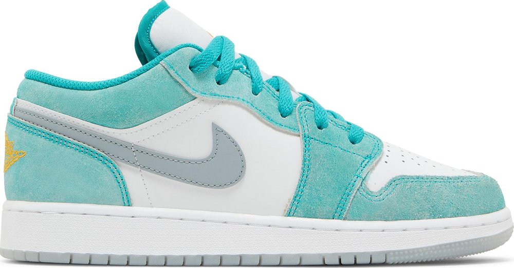 Air Jordan 1 Low SE 'New Emerald' (GS) | Hype Vault Kuala Lumpur | Asia's Top Trusted High-End Sneakers and Streetwear Store