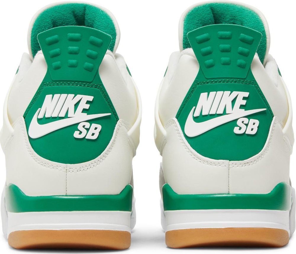 Nike SB x Air Jordan 4 Retro SP 'Pine Green' | Hype Vault Kuala Lumpur | Asia's Top Trusted High-End Sneakers and Streetwear Store | Guaranteed 100% authentic