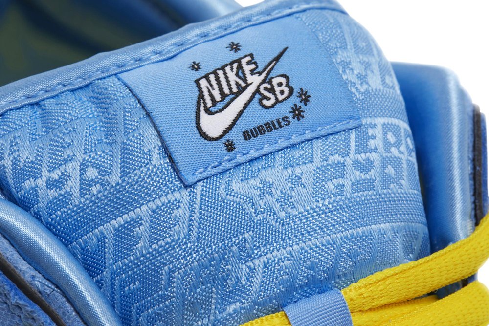 The Powerpuff Girls x Nike SB Dunk Low Pro QS 'Bubbles'  | Hype Vault Kuala Lumpur | Asia's Top Trusted High-End Sneakers and Streetwear Store