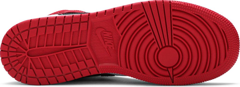 Air Jordan 1 Mid 'Chicago' (2020) (GS) | Hype Vault Kuala Lumpur | Asia's Top Trusted High-End Sneakers and Streetwear Store