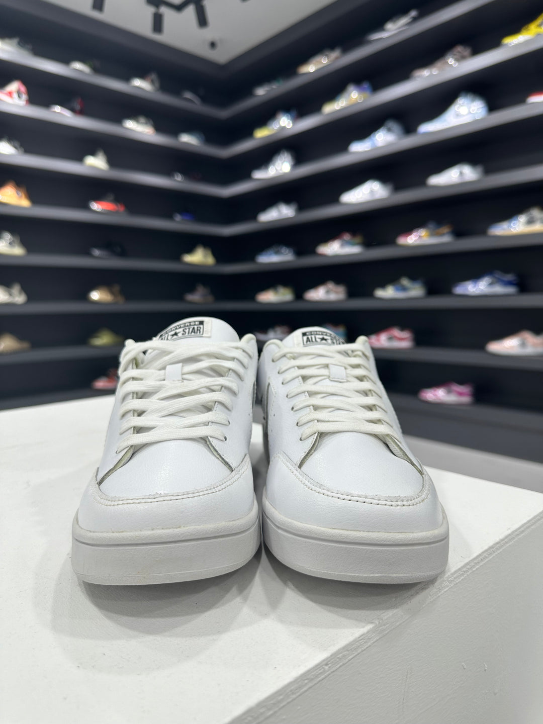 Pre-loved Converse Court OX UK8/US9 (Condition: 9.5/10)