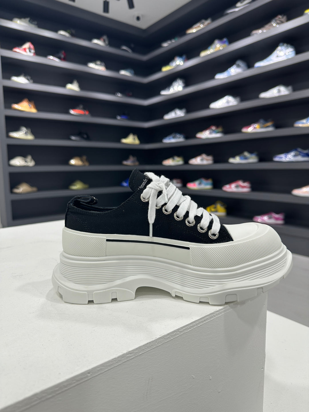 Pre-loved Alexander McQUEEN UK5/US5.5/EUR38 (Condition:9.5/10)
