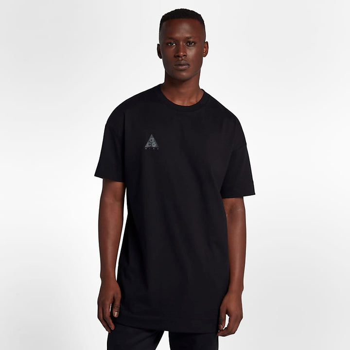 Nike ACG T-Shirt Black (Size XL)