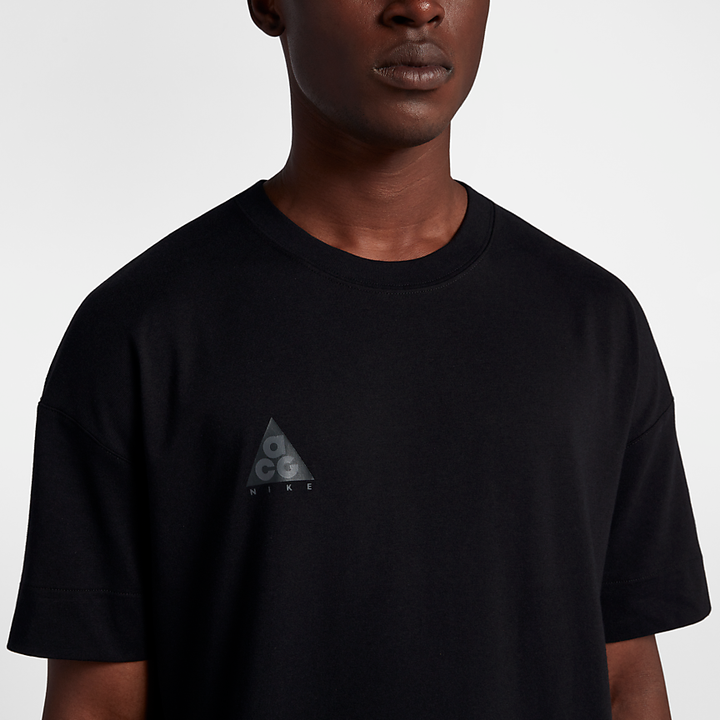 Nike ACG T-Shirt Black (Size XL)
