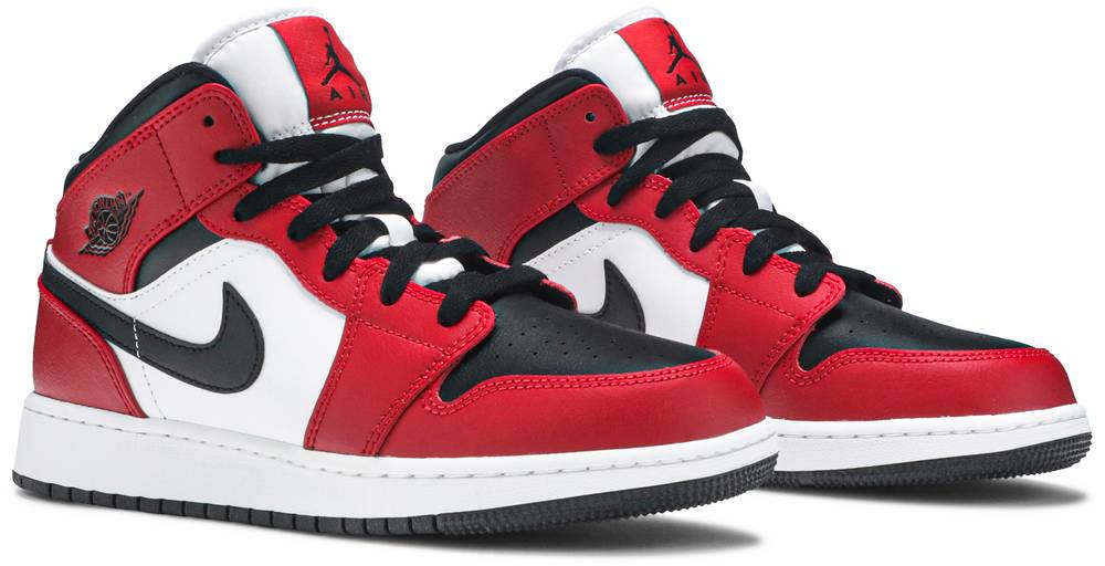 Air Jordan 1 Mid GS Chicago Black Toe | Hype Vault Malaysia