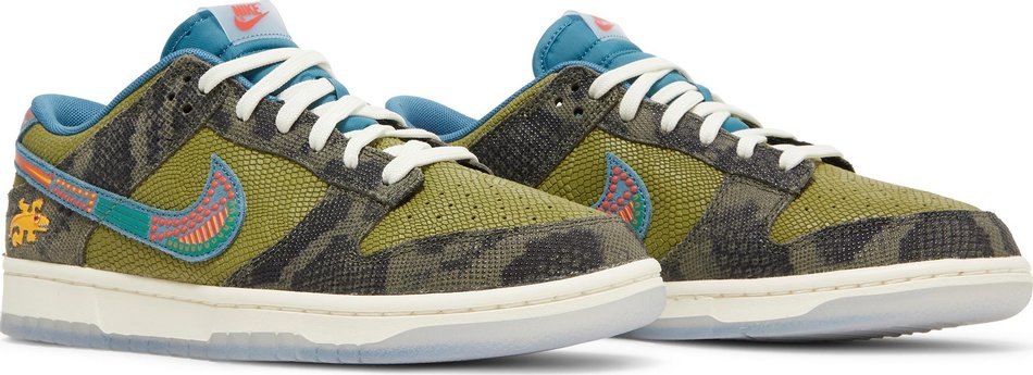 Nike Dunk Low 'SiEMPRE Familia'