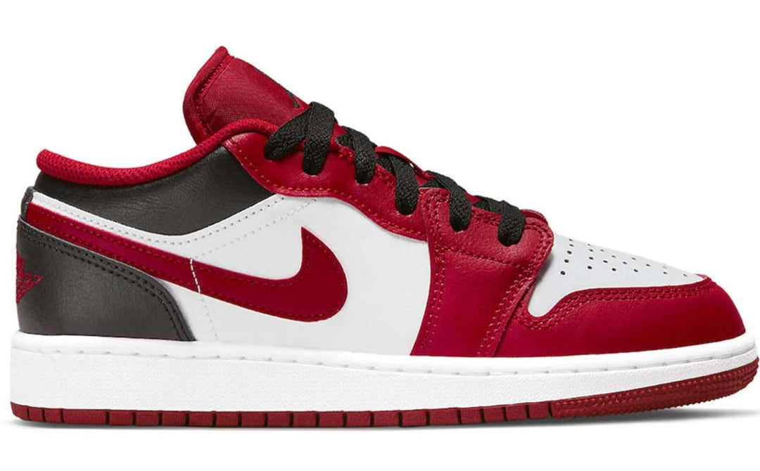 Air Jordan 1 Low Bulls (GS) | Hype Vault Kuala Lumpur | Asia's Top Trusted High-End Sneakers and Streetwear Store