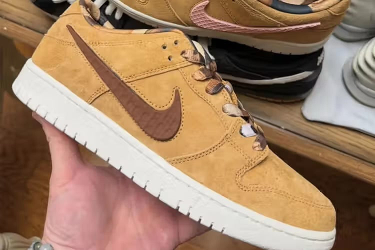 A first glimpse at the NOTE Manchester x Nike SB Dunk Low “Brew & Biscuits.”