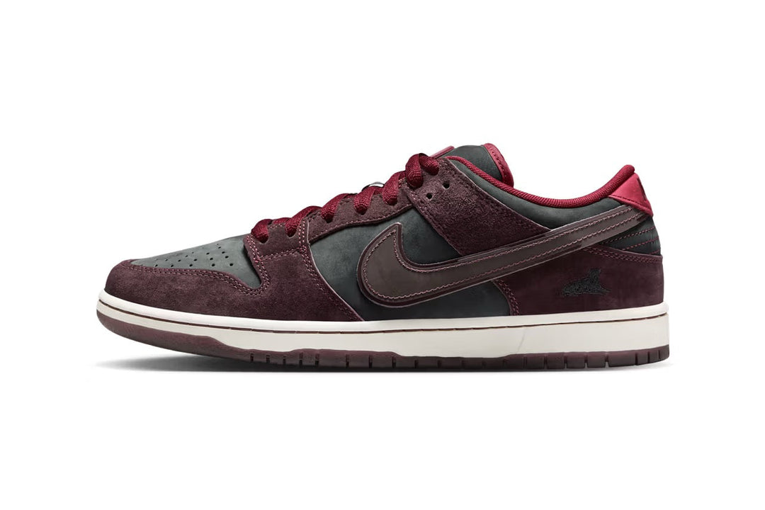 The RIOT Skateshop x Nike SB Dunk Low will be released soon.