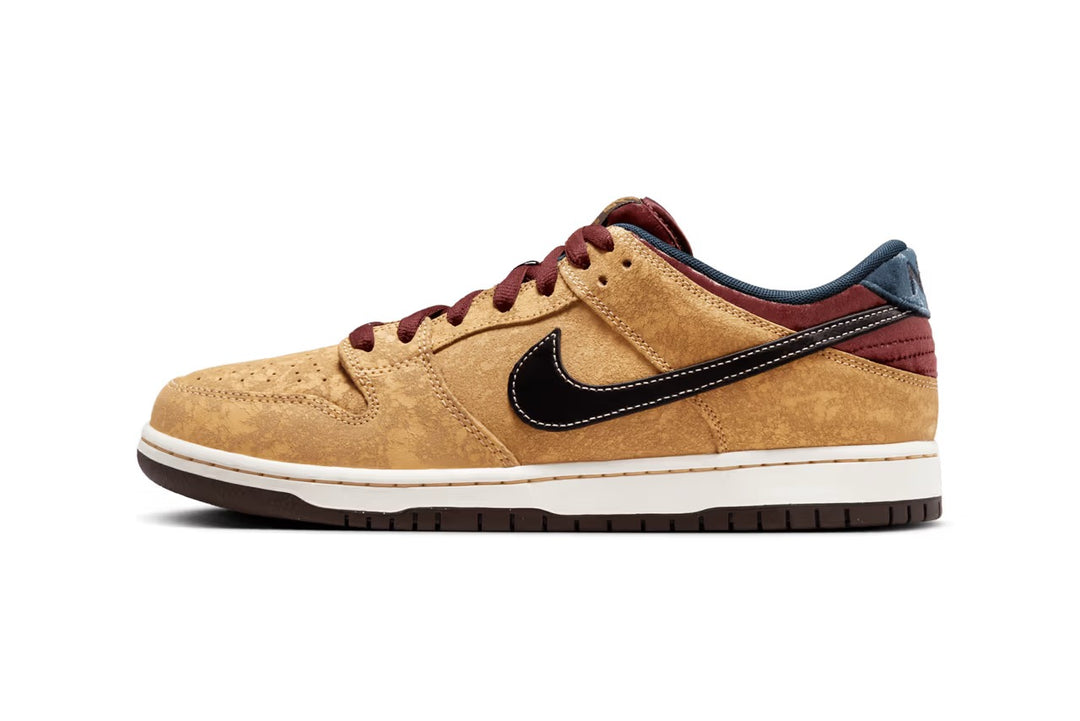 The official images of the Nike SB Dunk Low "City of Cinema" showcase its design details and color scheme.