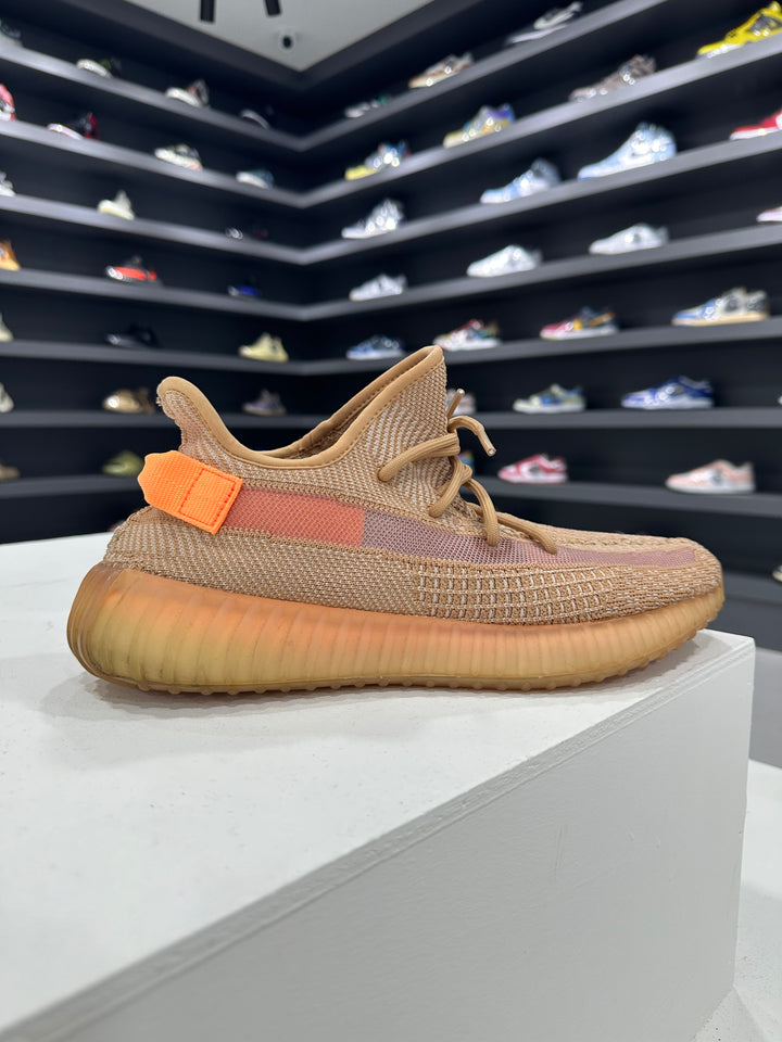 Pre-loved adidas Yeezy Boost 350 V2 ‘Clay’ UK10/US10.5 (Condition 8.5/10)