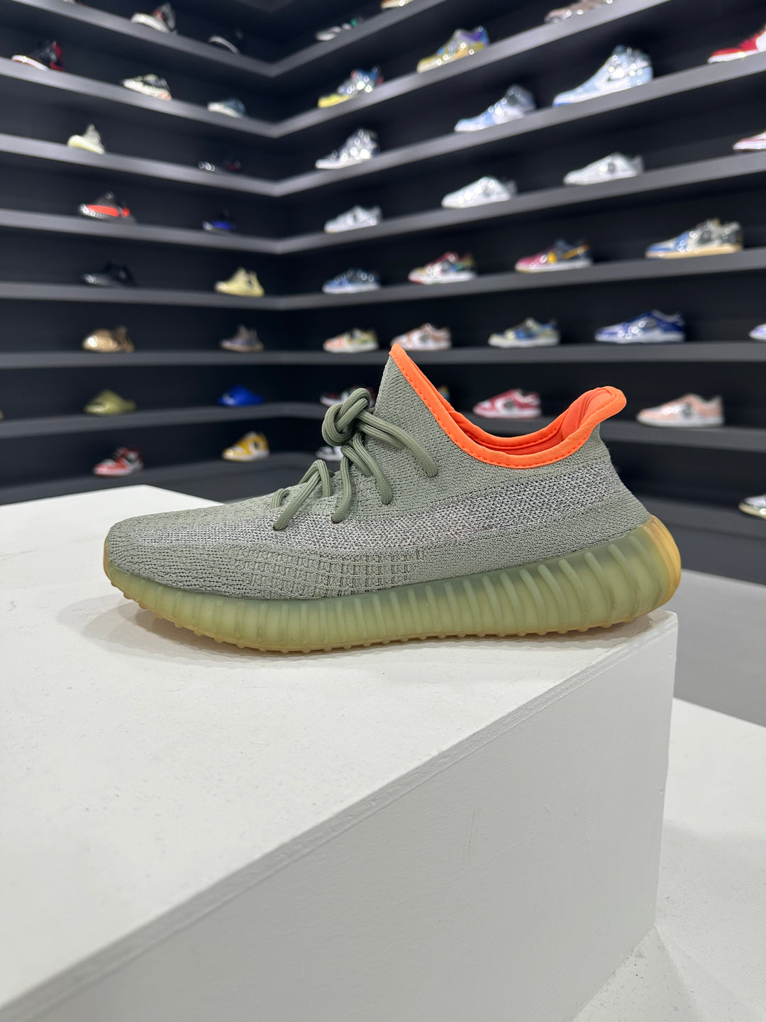 Pre-loved adidas Yeezy Boost 350 V2 ‘Desert Sage’ UK10/US10.5 (Condition 9/10)