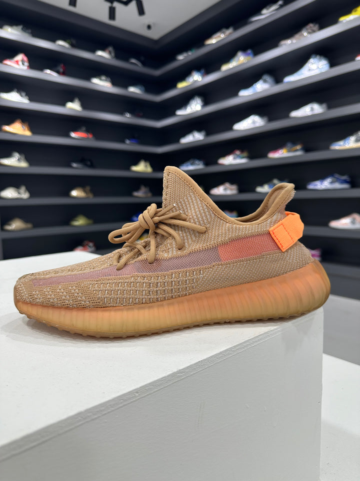 Pre-loved adidas Yeezy Boost 350 V2 ‘Clay’ UK10/US10.5 (Condition 8.5/10)