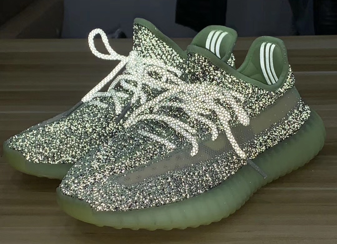adidas yeezy 350 v2 yeezreel