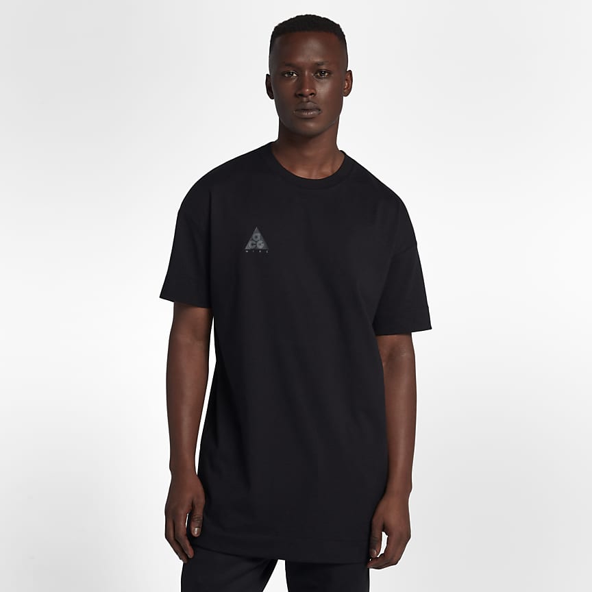 Nike ACG T-Shirt Black (Size XL)