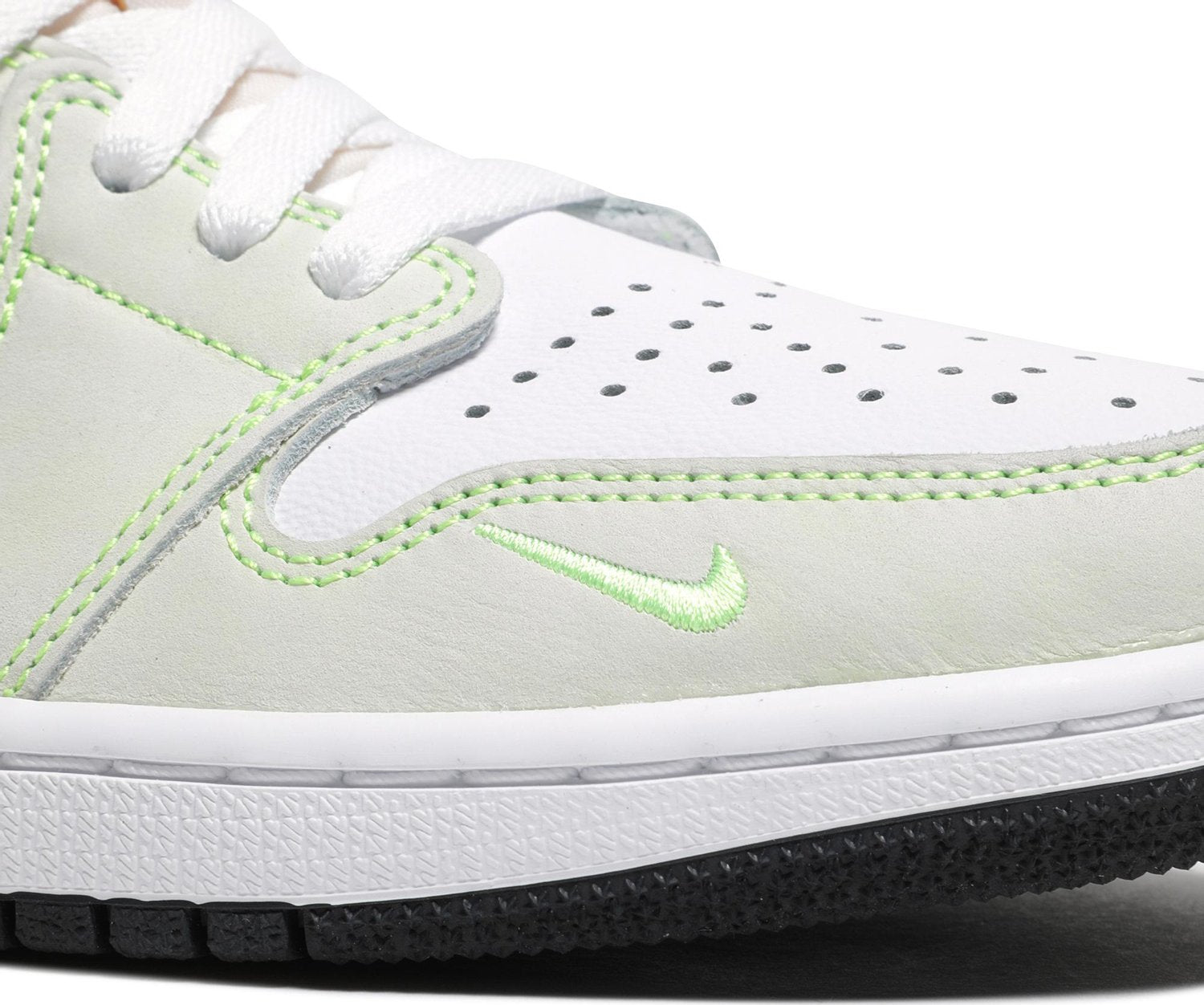 dunk low ghost green