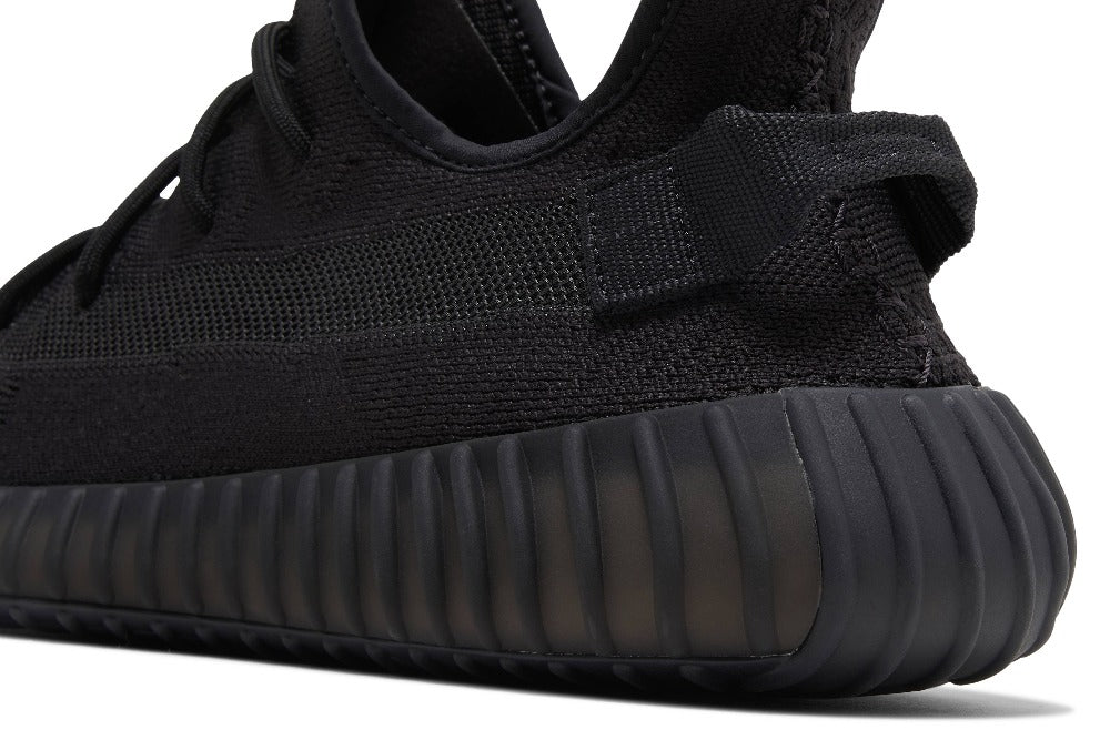 adidas yeezy boost onyx