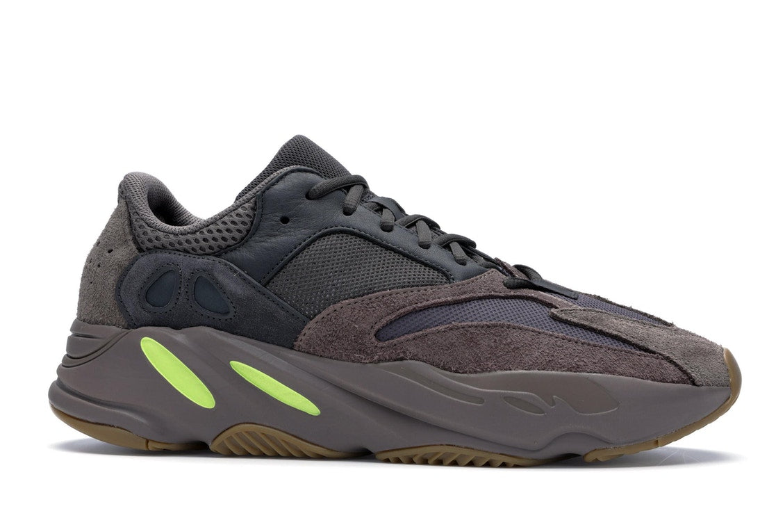 Yeezy 700 mauve resale sales value